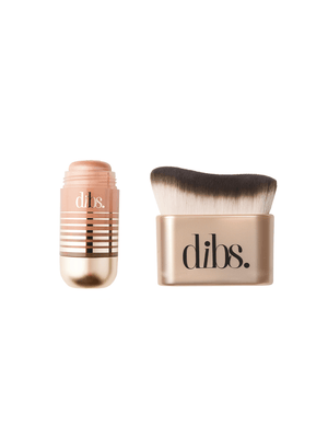 Getaway Glow Set High Road Highlight image featuring soft champagne glow