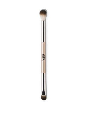 Duo Brush Eye featured dual-ended eye brush for blending shadow and precise detail