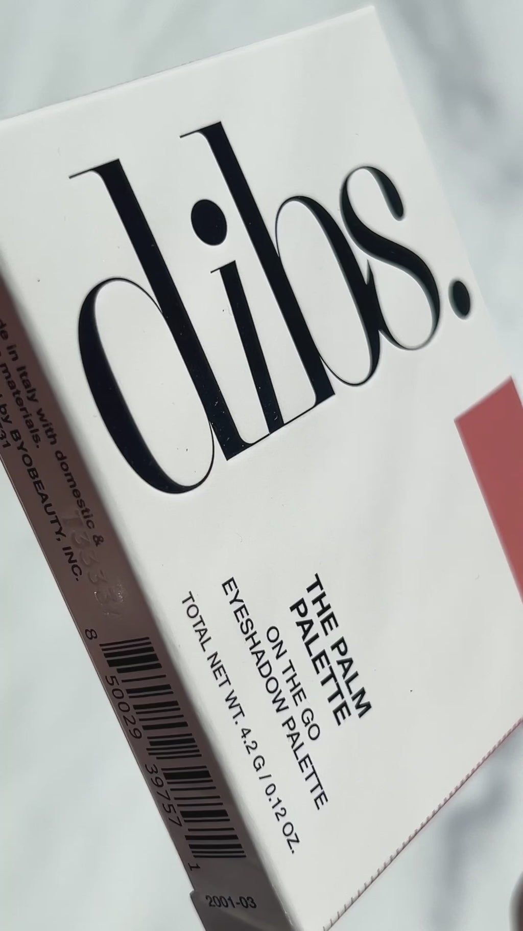 Video of The Palm Palettes showing compact, shades, and application for easy glow